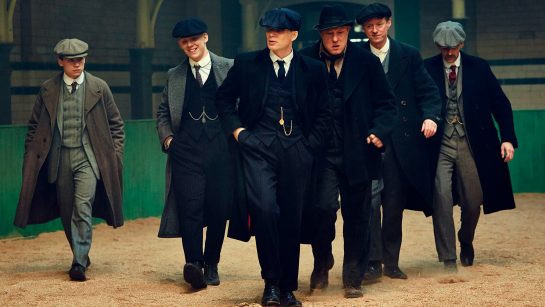 Кадр из 3 серии 2 сезона сериала «Острые козырьки»