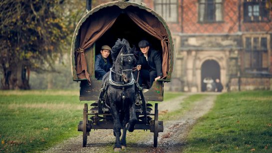 Кадр из 3 серии 3 сезона сериала «Острые козырьки»